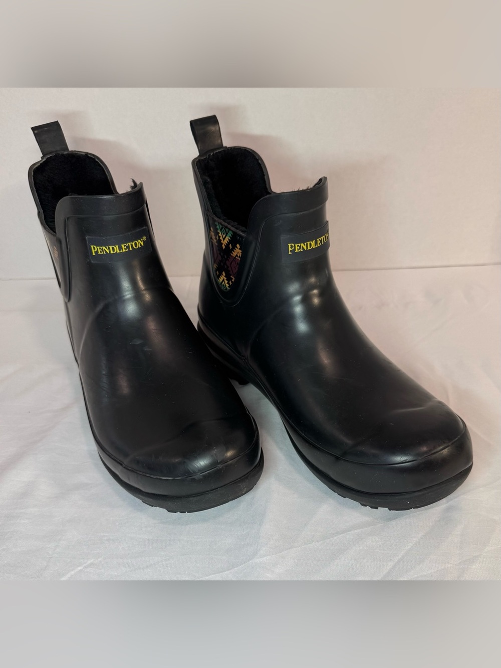 Pendleton Womens Rain Boots 7 Black Southwestern Ankle
